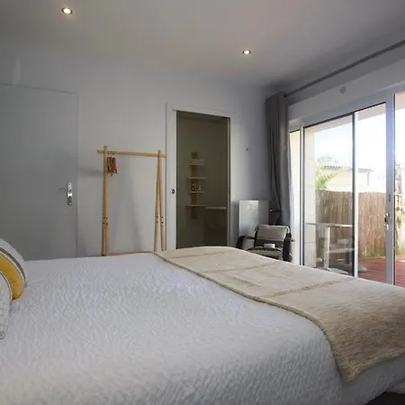 La Charentine Nocleg ze śniadaniem