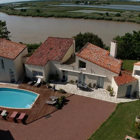 Nocleg ze śniadaniem La Charentine